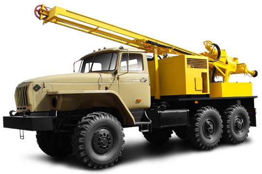 Бурят скважину